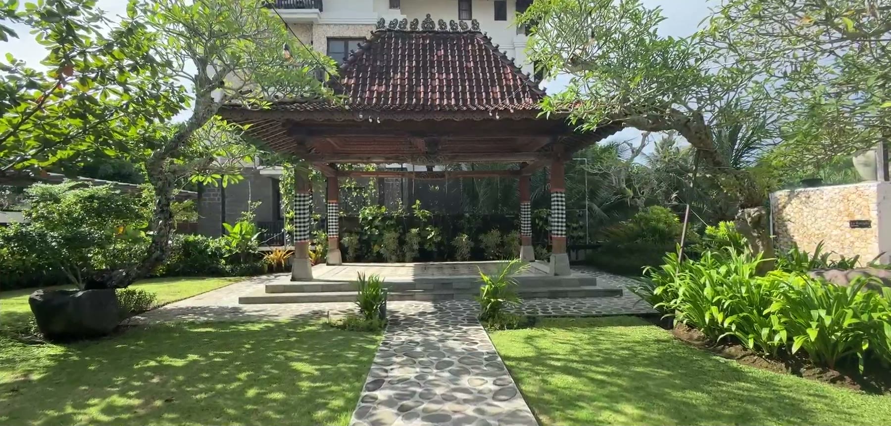 Garden pavilion and walkway